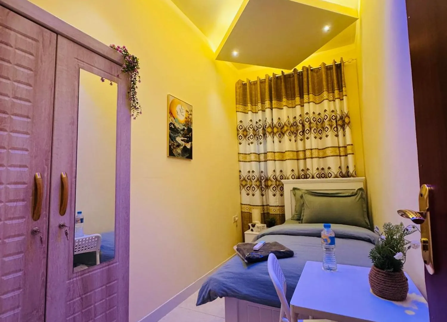 Apartamento Majestic Town Abu Dabi Habitación en casa particular